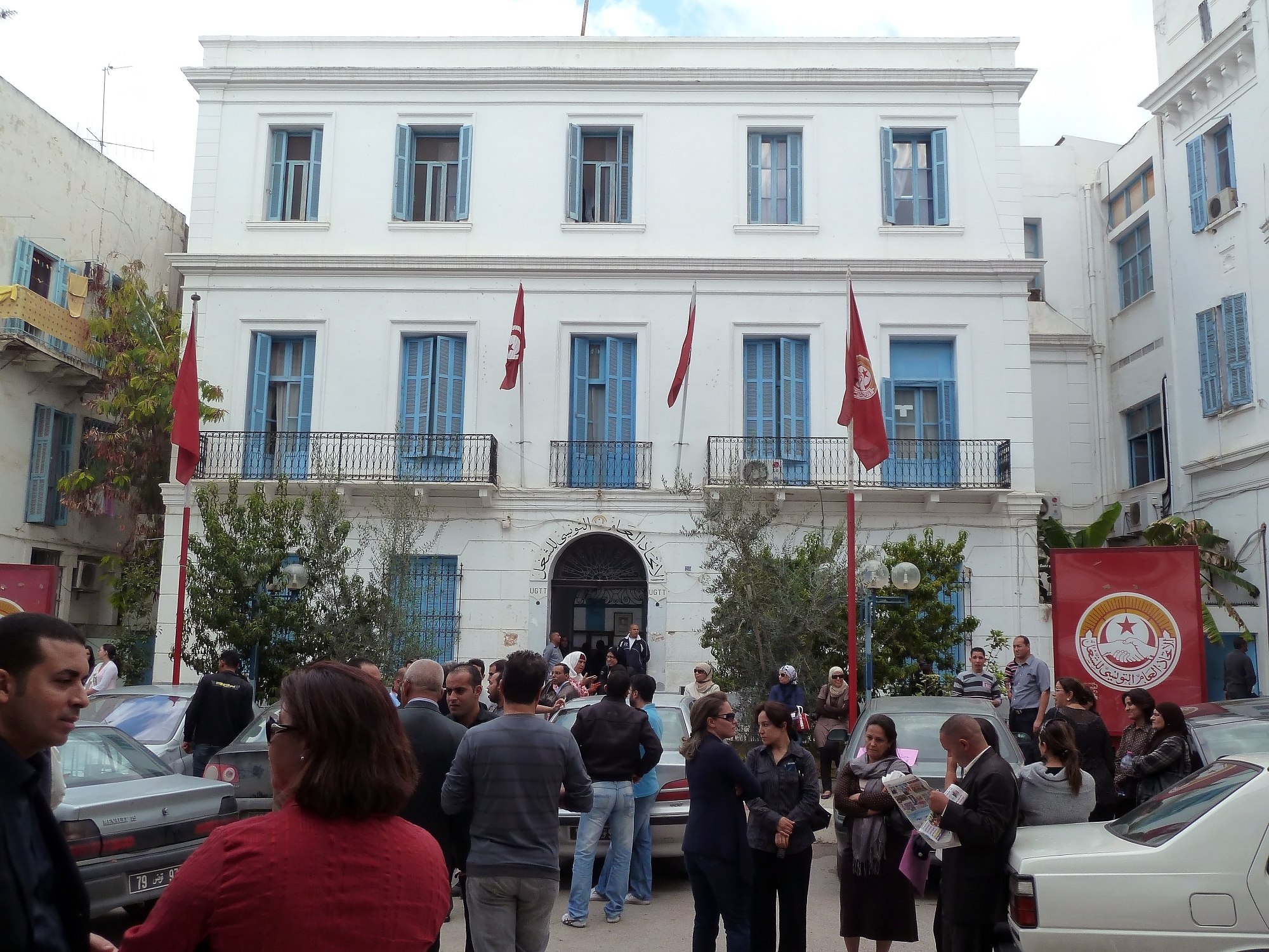 Platzbesetzung in der UGTT in Tunis (Quelle: Wikipedia)