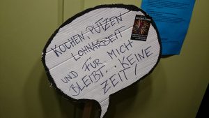 Von Dienstbotinnen, Bufdis und Herdprämien