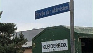 ‚Lieber leben wir als Außerirdische‘: Buchbesprechung